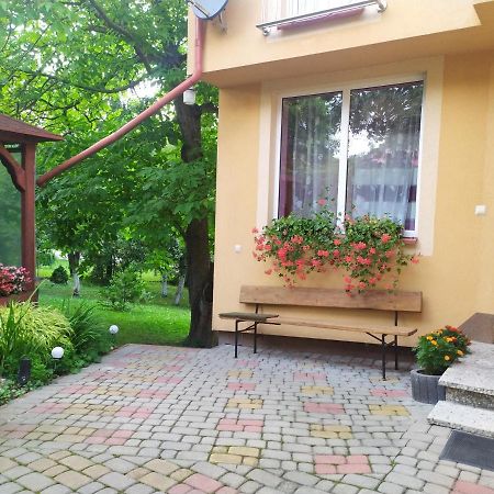 Apartament W Domu Na Wsi Tomaszów Lubelski Eksteriør bilde