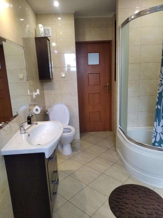Apartament W Domu Na Wsi Tomaszów Lubelski Eksteriør bilde