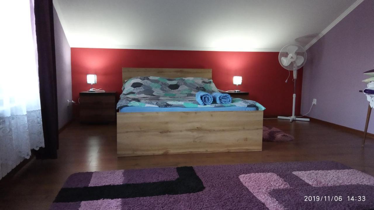 Apartament W Domu Na Wsi Tomaszów Lubelski Eksteriør bilde